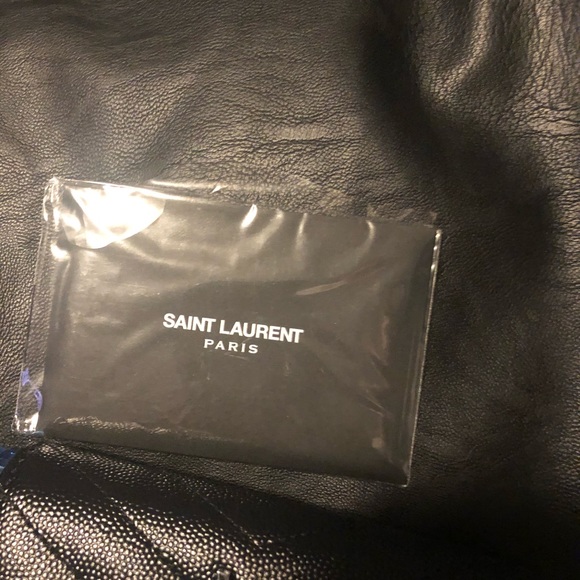 YSL. Saint Laurent brand new wallet authentic - Picture 6 of 8